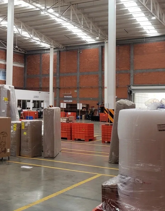 Centro de almacenamiento y distribución